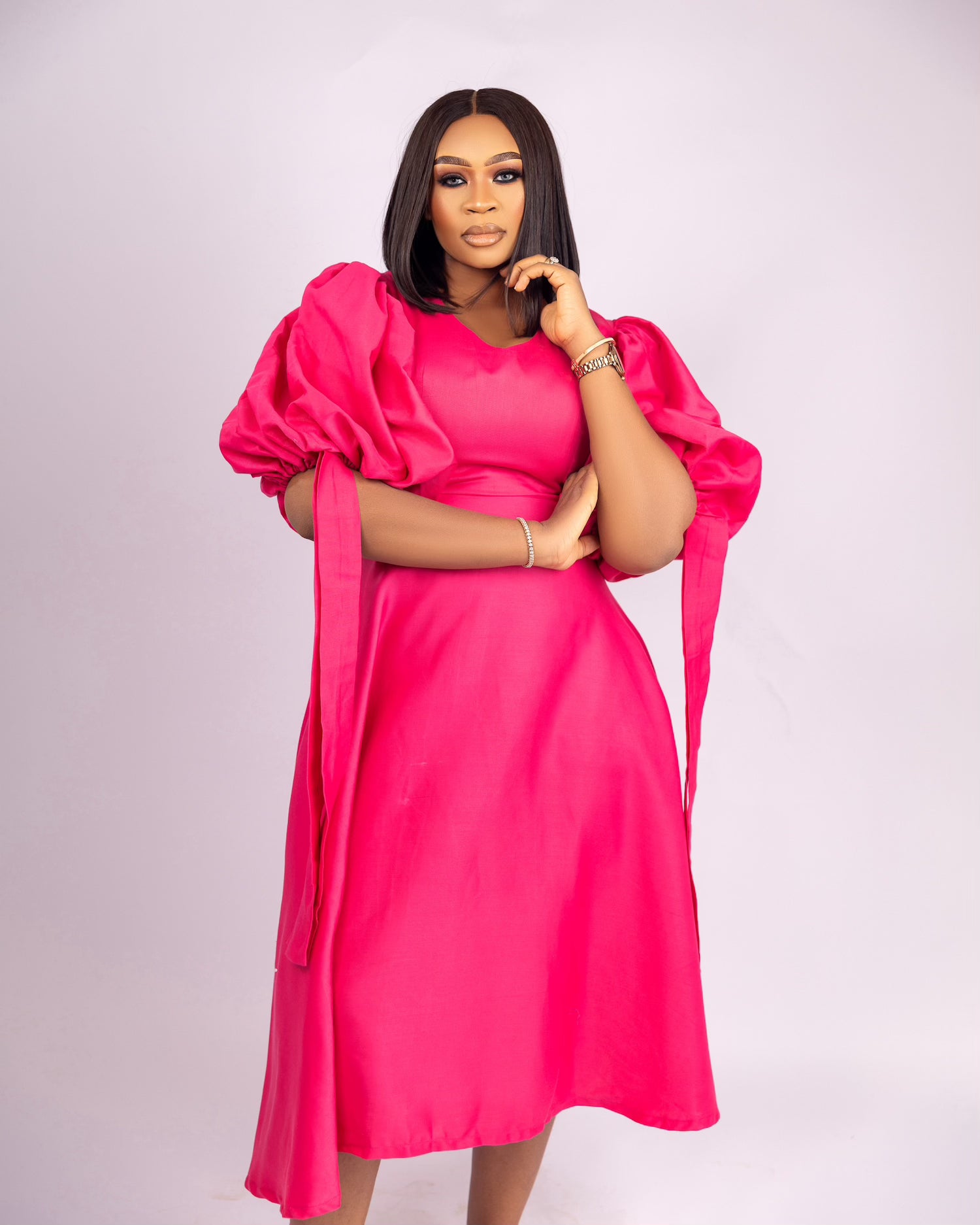 Pink puffy sleve middle length dress